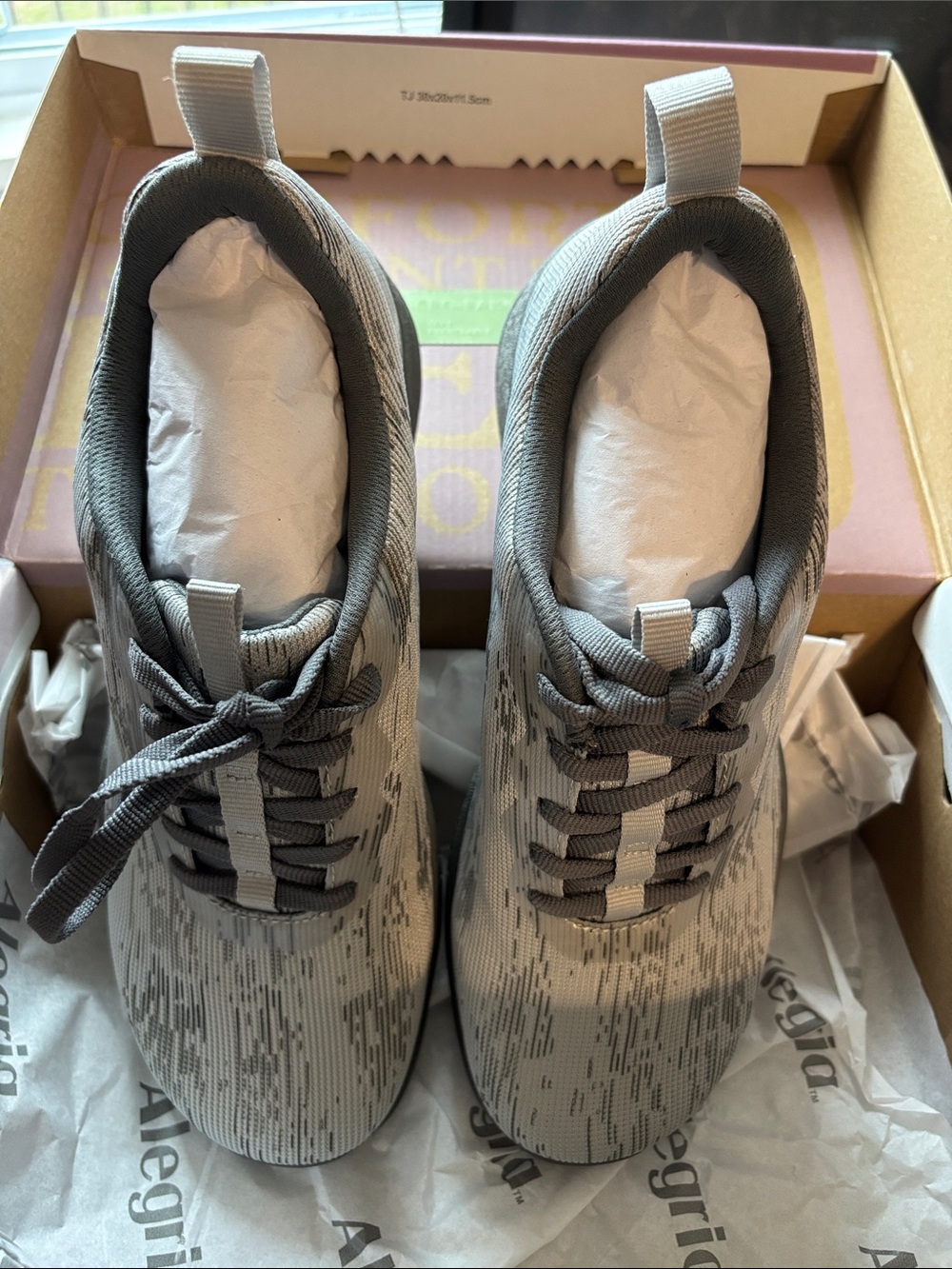 Alegria N8ture Grey Knit Athletic Sneakers - Lightweight Comfort EU 38 US. 8